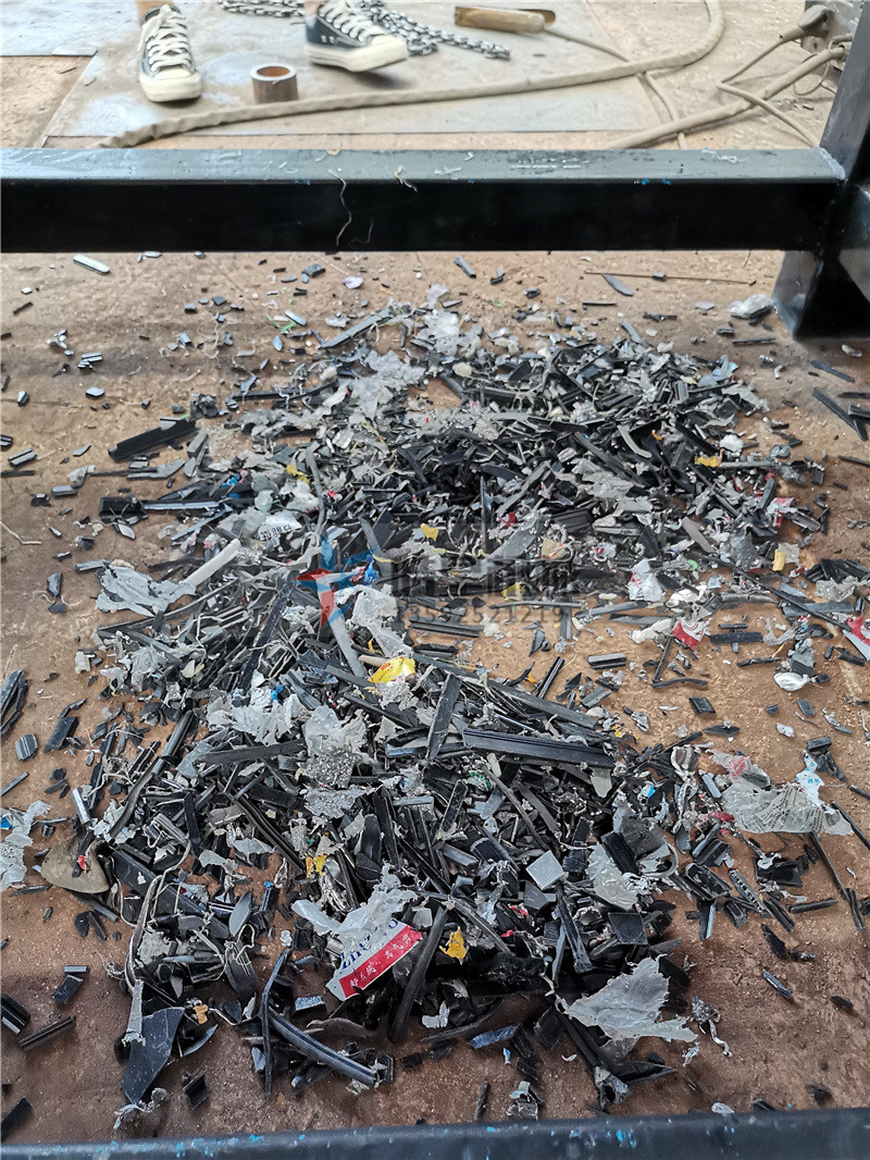 <a href='http://m.6wv1p1t.cn/ptsb/1033.html' target='_blank'><span>渦電流分選機(jī)</span></a>|<a href='http://m.6wv1p1t.cn/psxl/1278.html' target='_blank'><span>斷橋鋁破碎</span></a>分選效果